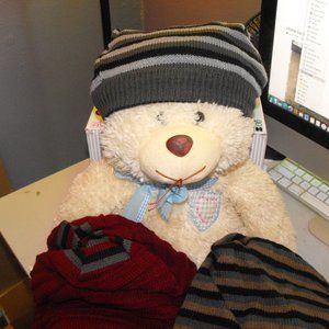 3 No Slip Reversible Infinity Scarves Knit Hats